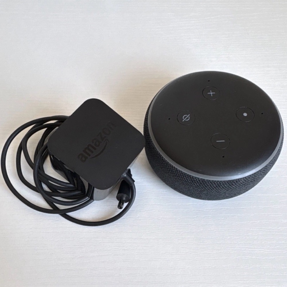 (3rd Gen) Amazon Echo Dot in Black with Cord & Adapter